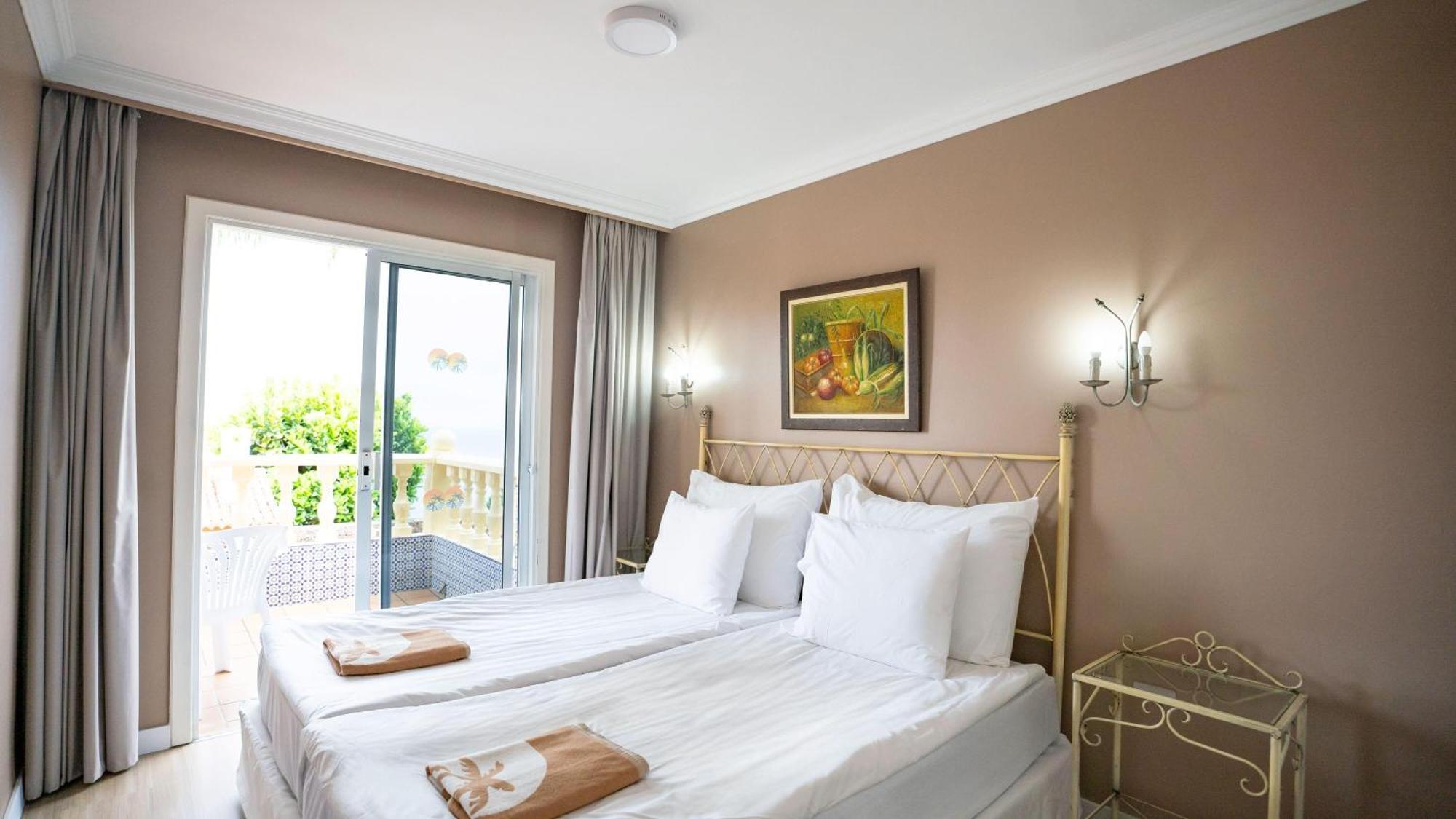 Coral La Quinta Park Suites Santa Úrsula Exteriér fotografie