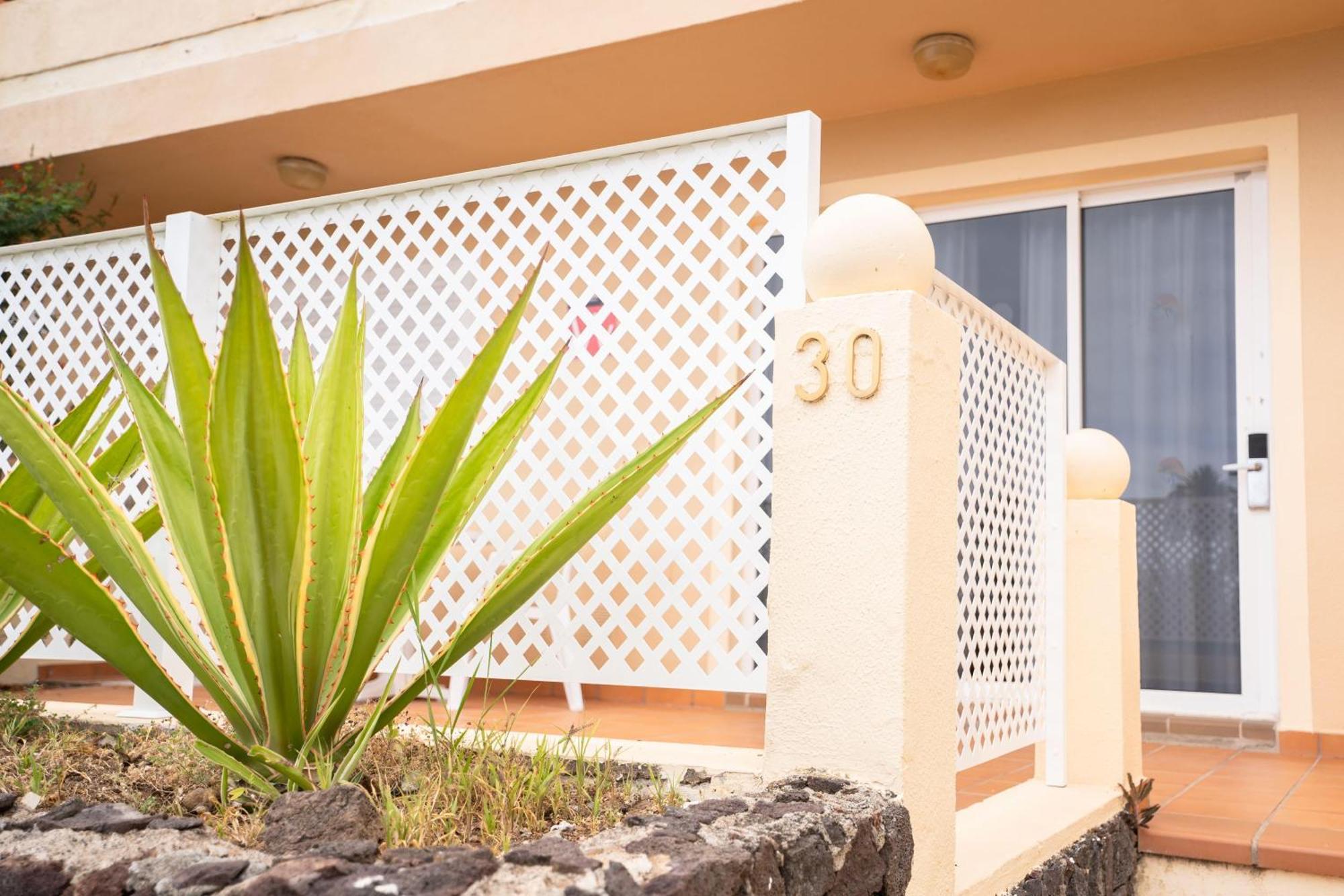Coral La Quinta Park Suites Santa Úrsula Exteriér fotografie